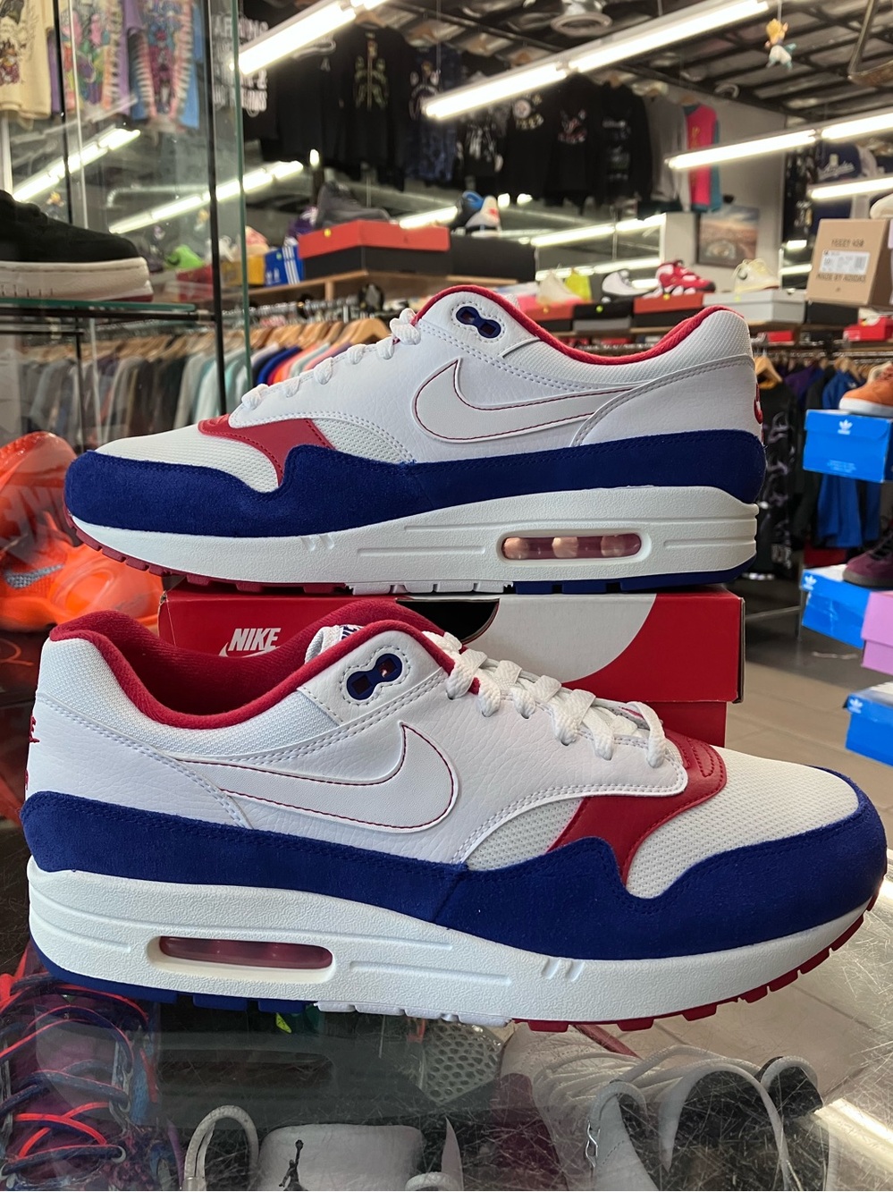 Nike Air Max 1 White Red Blue Size 11.5